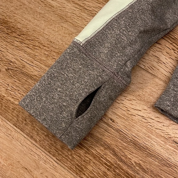 PINK Victoria’s Secret Athletic Jacket - Picture 4 of 4